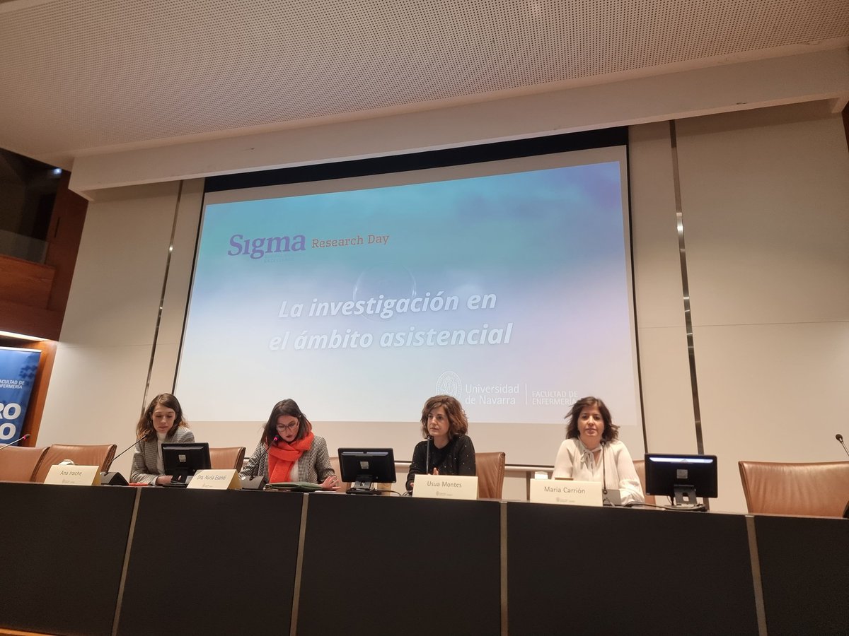 HildegartGlez's tweet photo. 2° mesa del #SigmaResearchDay @enfermeriaunav  con testimonio de 3 enfermeras q están en la práctica y q tb investigan para responder a las necesidades de pacientes, familia y comunidad #SoyEnfermeraInvestigadora #InvestigaciónEnfermera https://t.co/kRKRQveEpR