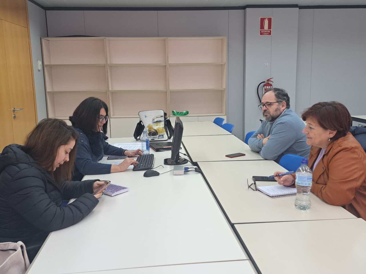 Hoy me he reunido con compañeras del sector de comercio en grandes superficies y llevaré al próximo Pleno la solicitud de modificación de horarios 🕙
La apertura de centros comerciales 365 días es un impedimento para la conciliación familiar y el comercio de proximidad