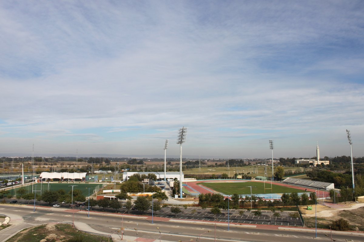 Pepelias17_'s tweet photo. 🏉La final de la Copa del Rey de rugby se volverá a jugar este año en Sevilla. Será el 6 o 7 de mayo en las instalaciones de la Cartuja, organizada por el @rugbyciencias https://t.co/pz7WdB07Tu