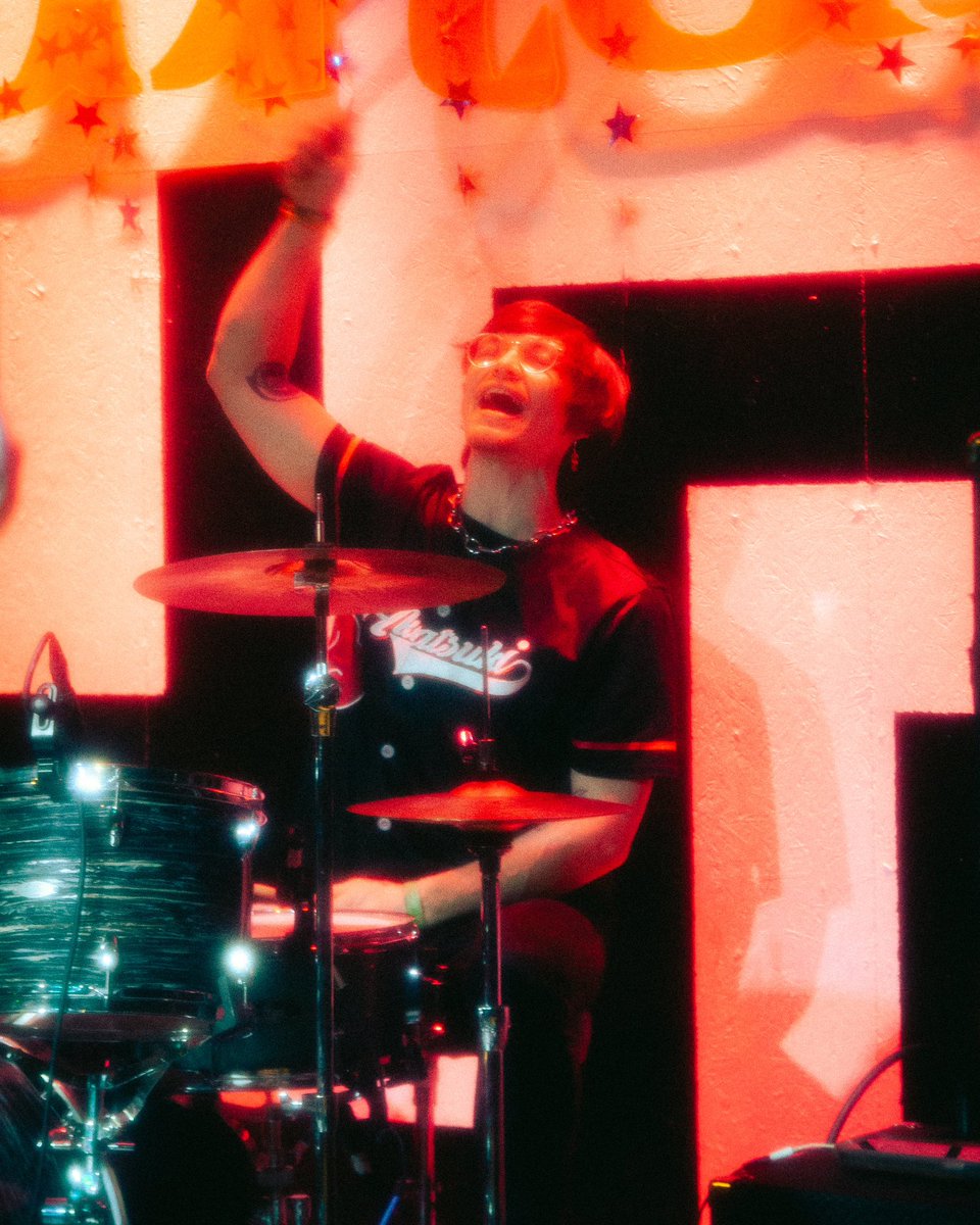 edamamegoth's tweet image. @mrprincess_oh last night @ mahall’s 👑