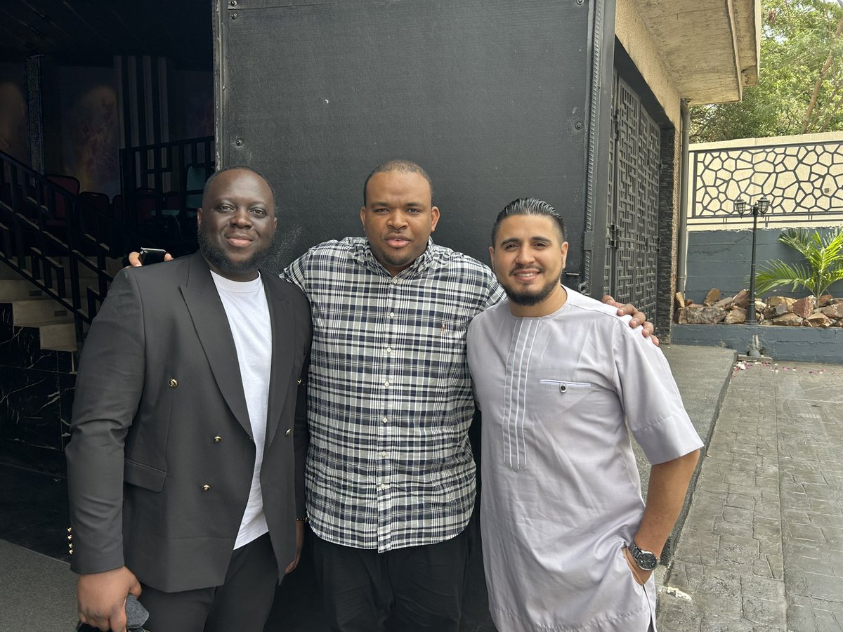 _axelLevi's tweet photo. Ces 4 jours au Ghana, ont été une source de bénédiction incroyable pour ma vie et mon ministère.

Thank you Pastor @themillsdude 🙏🏿 https://t.co/m43bvJNfYN