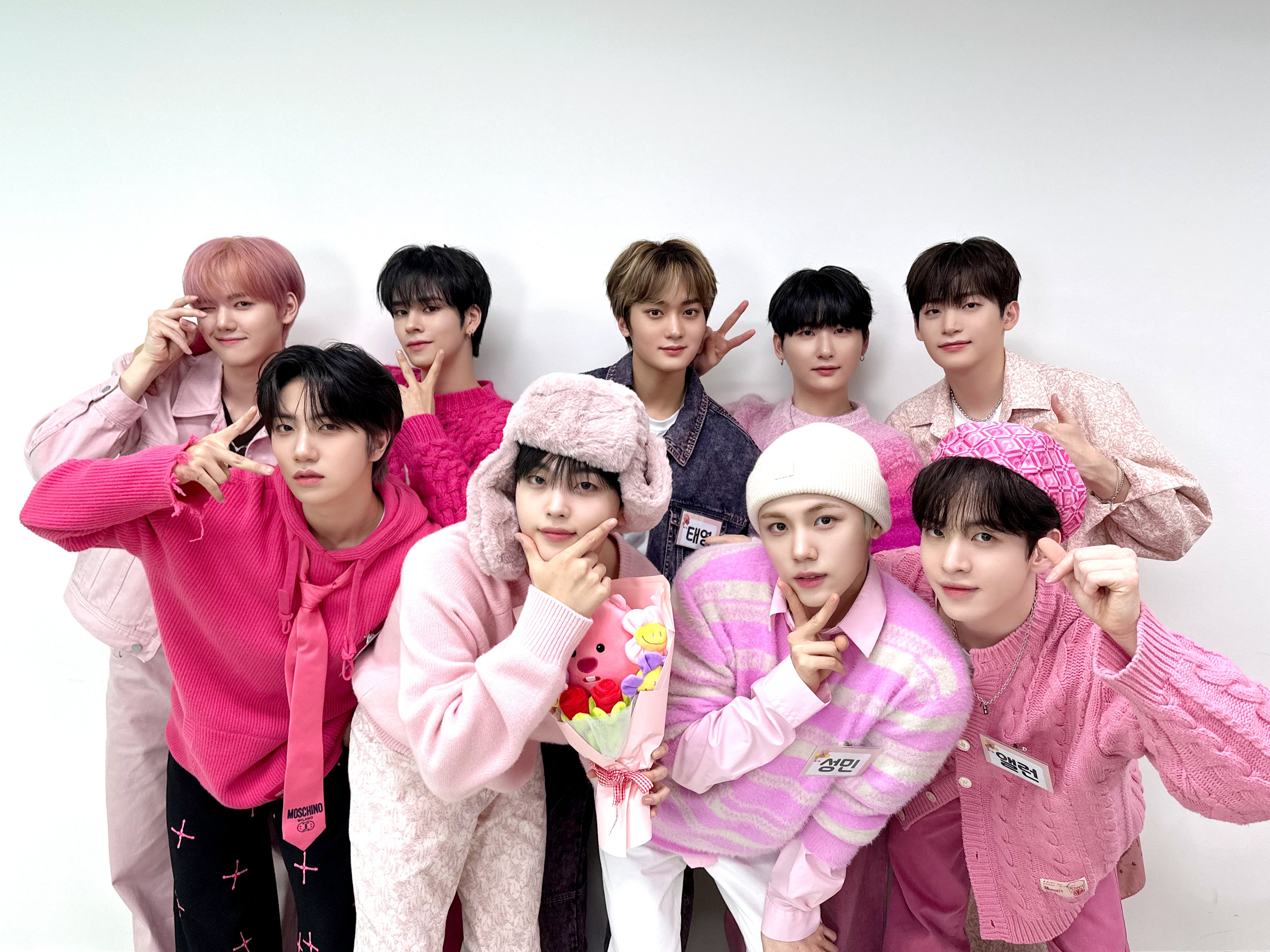 CRAVITY OFFICIAL on X: 