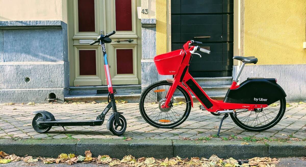 Mobindustry's tweet photo. Micromobility is a global trend, but which type of sharing business 
do you choose? Learn about all kinds of ways you can build your own micromobility sharing business in our article! 

https://t.co/aOHbRRL95z https://t.co/7beX81DVuE