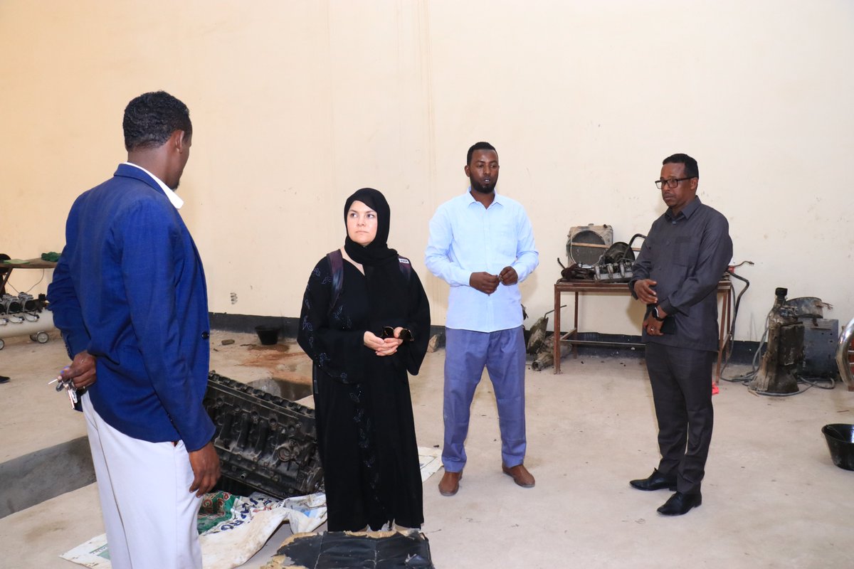 MustaqbalP's tweet photo. Somaliland Y-PEER, MOE&S TVET Department, and Deaconess Foundation team paid a visit to Hargeisa Technical Institute to know more about the college and the skills provided to the youth in Somaliland. #TVETDevelopment #Somaliland https://t.co/Bgxb3VacMH