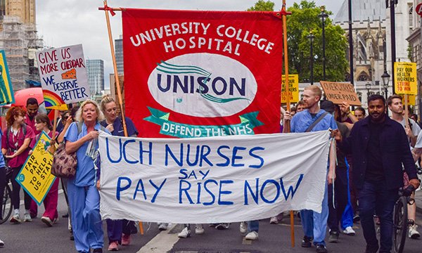 NurseStandard's tweet photo. An increased pay offer for NHS nurses in England looks imminent after the government confirmed additional investment would be available this year.

Health unions will enter talks with the government this week.

https://t.co/UEQCEtJ0aQ https://t.co/C17kDkBKtg