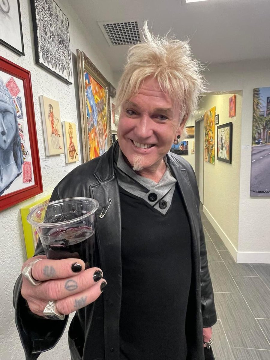 AnotherSideTour's tweet photo. We had a great time at our Grand Opening #inVegas !! Please stop by to see all the awesome Art! Please take a tour, because you’ll never know what you might find when you explore Another Side of #LasVegas !!
723 S Casino Center
located in #18bArts #ArtsDistrict https://t.co/aIjMymdymY
