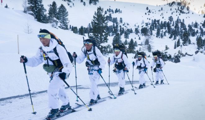 WangLutongMFA's tweet photo. Chinese 🇨🇳 #PLA attended #EdelweissRaid 2023 in 🇦🇹Austria, the first time for China to attend this international mountain 🏔️ infantry competition. A great opportunity to enhance military exchanges and mutual trust between China and Austria and other participating countries. https://t.co/3112KPDFqu