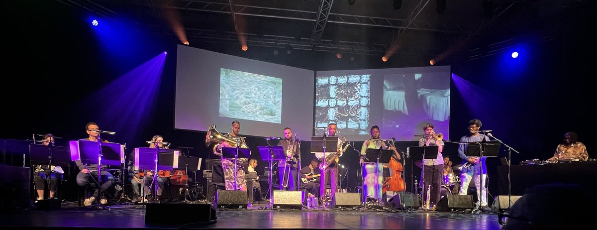 At the Purcell Room ⁦@southbankcentre⁩ Sunday evening ⁦@cassiekinoshi⁩ with ⁦@seedtheband_⁩ + ⁦@LCOrchestra⁩ + ⁦@NikNakdjmusic⁩ = excellent original jazz which delighted me and a sellout audience. Only gripe was that the gig was barely 60 minutes. 🤔