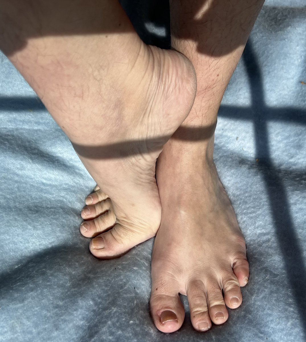 QueenNakoma's tweet photo. (1) I have new content on my account every day!
I also sell customised foot photos and videos on request. Send me a DM for the details. Payments are made via Paypal or direct bank transfer. You can also buy my content on https://t.co/mvEFzaUPB9 as well as booking a session! https://t.co/tcTDiGINQM