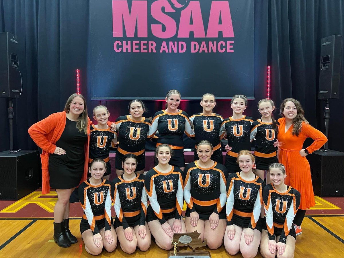 uxbridge_cheer's tweet photo. 2nd place in the D3 central regional competition!! Everyone put out a great performance today 🏆🥈🏆ONTO STATES🧡🖤 https://t.co/c8M7JcmatU