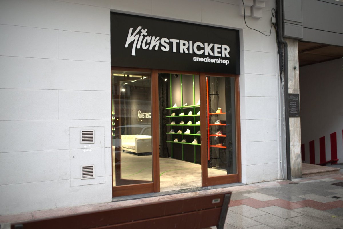 kickstricker tweet picture
