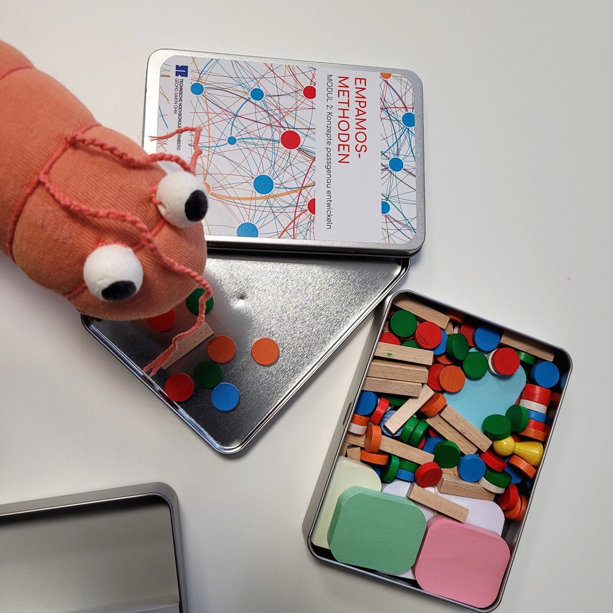projektshrimp's tweet photo. Morgen bekommen wir Besuch von #Di2design, einem NBP-Projekt von @THochschuleOWL &amp; @TH_Nuernberg. Es geht um Motivation, Didaktik und Spieldesign-Elemente. Wir sind gespannt und freuen uns.🙂 #EMPAMOS #SHRIMP_PODS #projektSHRIMP #NationaleBildungsplattform #twittercampus https://t.co/TMUKb1TYB3