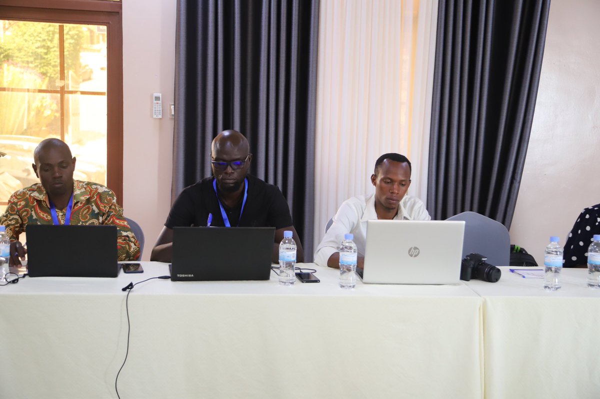 ASARECA's tweet photo. #Ongoing Over the next five days communication and knowledge management training workshop under the #AIRTEAproject in 🇷🇼 for #Thirdpartyprojects led by @FARAinfo @ASARECA @EAFFinfo https://t.co/WOrnJ65bqL