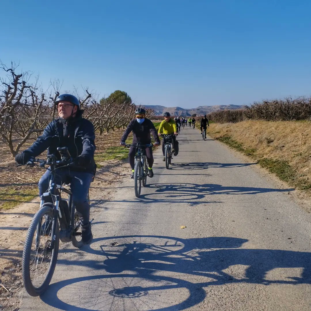 🔴Cap de setmana inoblidable, pedalant i gaudint dels diferents espais naturals que ens ofereix Torres de Segre ! 

🤗 Gent d'una gran qualitat humana.

🙏 GRÀCIES per fer-ho possible 🚴‍♀️🚴‍♂️✨

#biciCAT #cicloturisme #vadebici #TorresDeSegre #floració #utxesa #caminsnaturals