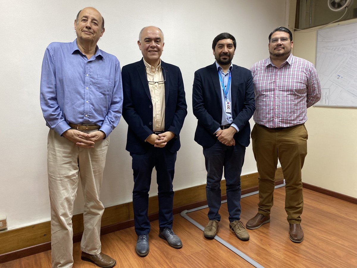VegaMonumental's tweet photo. El seremi de Economía de Biobío, Javier Sepúlveda, visitó Empresas Monumental y sostuvo una reunión con la mesa de Gerencia, donde se conversó de su importancia estratégica como principal centro de abastecimiento alimentario de la zona centro-sur de Chile.
@seremieconomia8 https://t.co/R8MHvwBIuP
