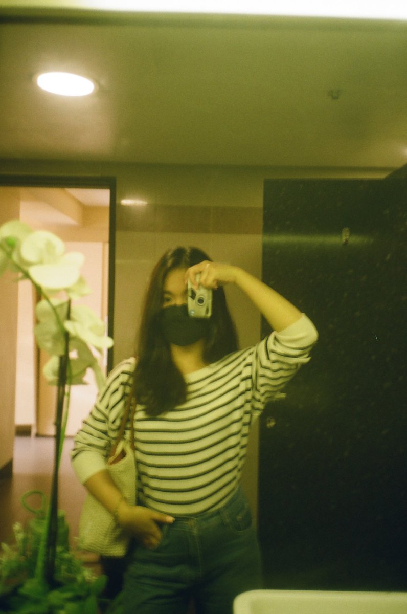 ltea_zal's tweet photo. warm tones on 35mm film 🎞️

—all captured by me https://t.co/NOtOQacayR