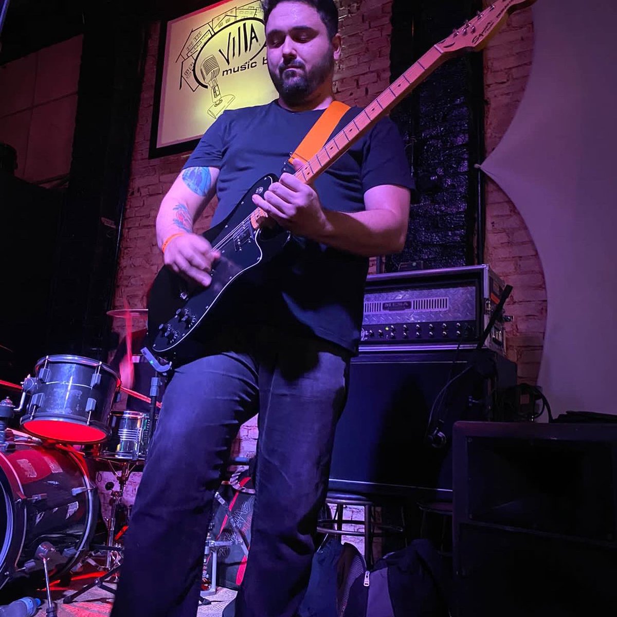 genomma_rock's tweet photo. Ontem, o evento para arrecadar mantimentos para o Litoral Norte levou mais de 150 pessoas pro Villa e arrecadou dezenas de doações.
Valeu a todas as bandas que participaram e a todo mundo que foi. Ontem, deu pra ver que é possível #MudarOMundo!
#Genomma 💛 https://t.co/yKBo2R7H9x
