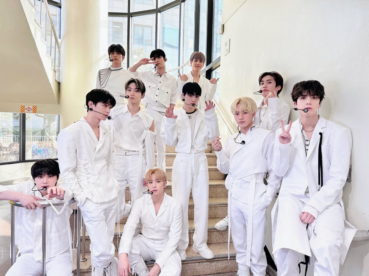 Sangyedn's tweet photo. The Boyz won 1st place on Music Bank! Thank you Deobi for always giving us new memories and valuable time. Please be with The Boyz for future performances too.❣️ https://t.co/7XzWHISXsY