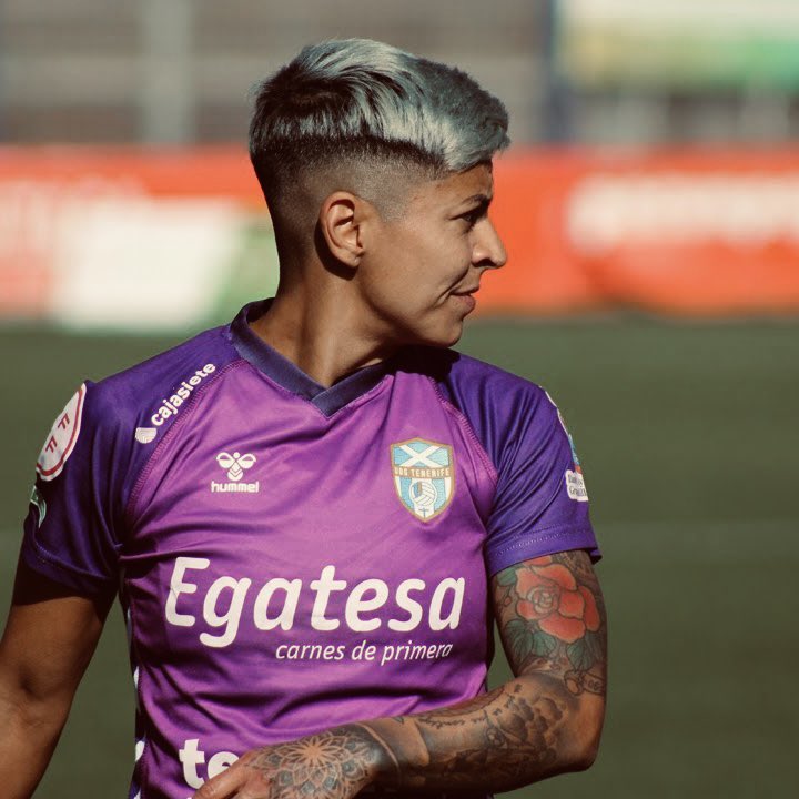 💜 El <a href="/CDTOficial/">CD Tenerife 🏴󠁧󠁢󠁳󠁣󠁴󠁿</a> propone a la Federación Tinerfeña de Fútbol que la Copa Heliodoro Rodríguez López femenina pase a llamarse MARÍA JOSÉ PÉREZ GONZÁLEZ en reconocimiento a la trayectoria de la jugadora del @UDGTenerife 

¡Detallazo! 🎩