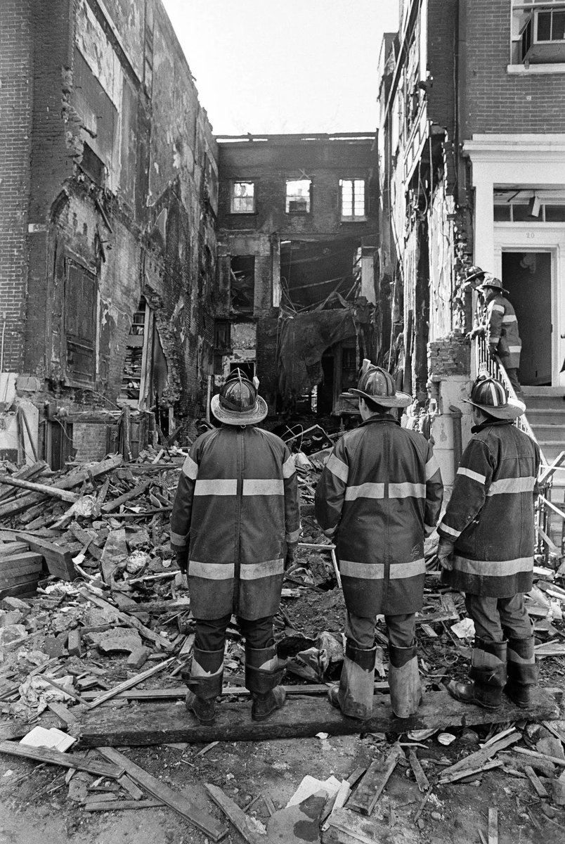Today is the anniversary of the East Village townhouse explosion that killed Diana Oughton, Terry Robbins and Ted Gold. 1/🧵