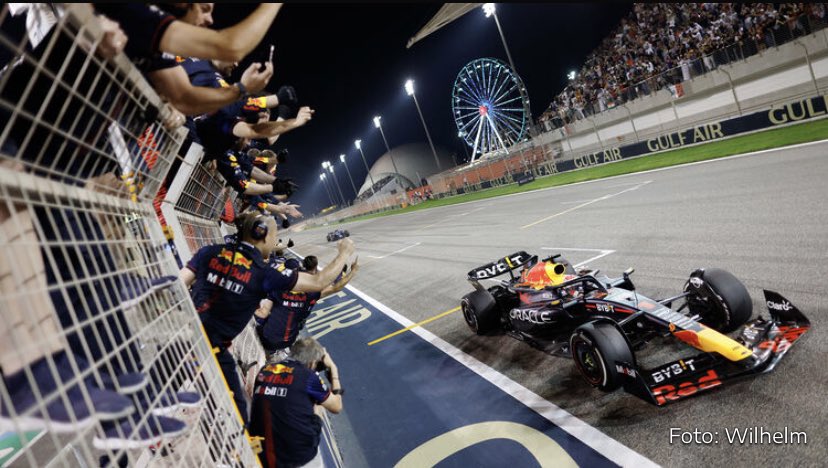 #BahrainGP thoughts -RB19 pace is for real. Impressive and with very little tyre deg -Ferrari very fast in a straight line. Tyre deg still a big problem -Mercedes floor is maybe lacking. Lower loaded RW brough tyre deg issues -McLaren better in race pace than single lap 📸 AMuS