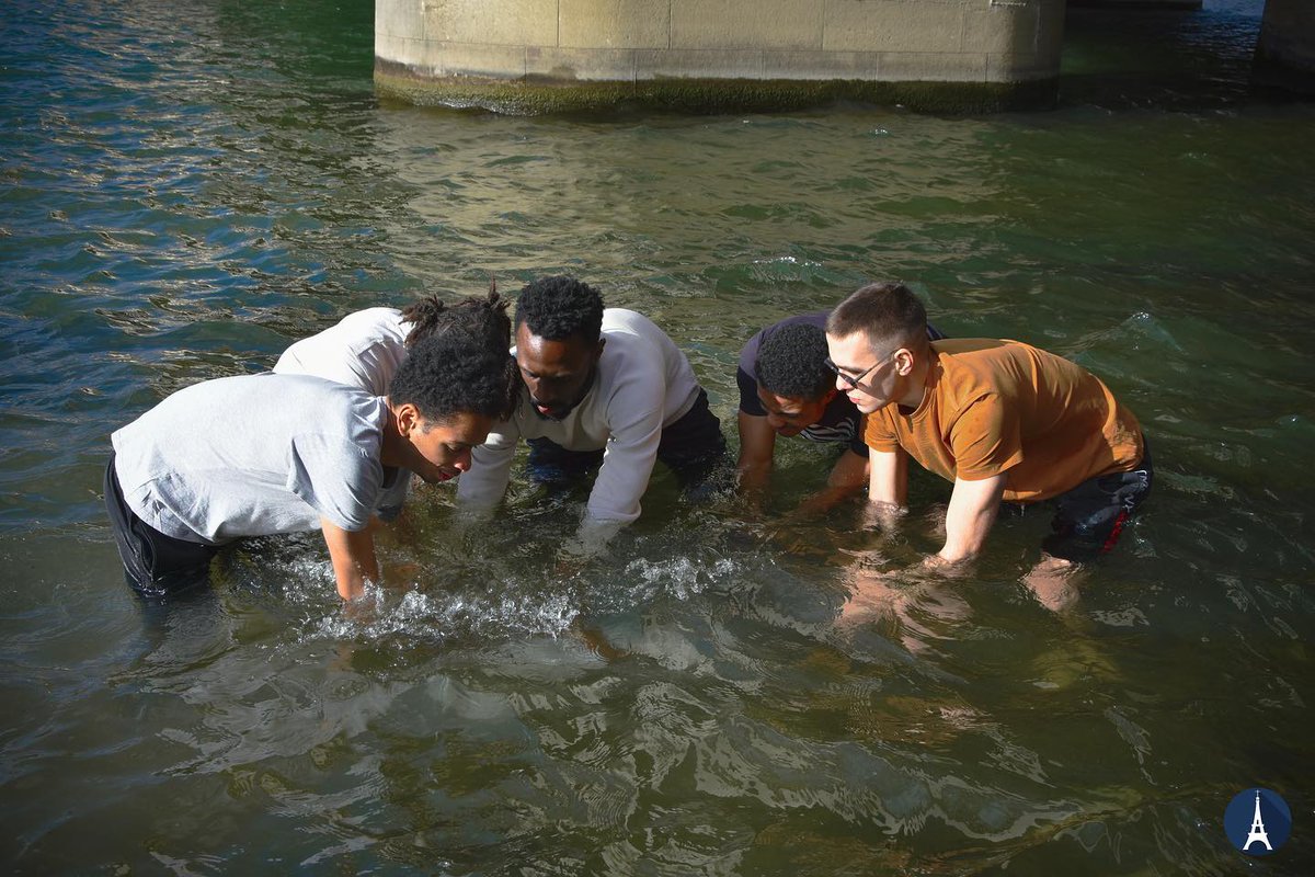 paris_icc's tweet photo. #BAPTEME 🌊
Paul, un étudiant en ingénierie aéronautique de 21 ans a étudié la Bible avec des disciples dans sa ville natale à Abidjan, en Hong Kong lors de son année d'échange  et à Paris où après avoir lutté avec les Ecritures a décidé de se faire baptiser pour être SAUVÉ💥 https://t.co/E84E5GyZs7