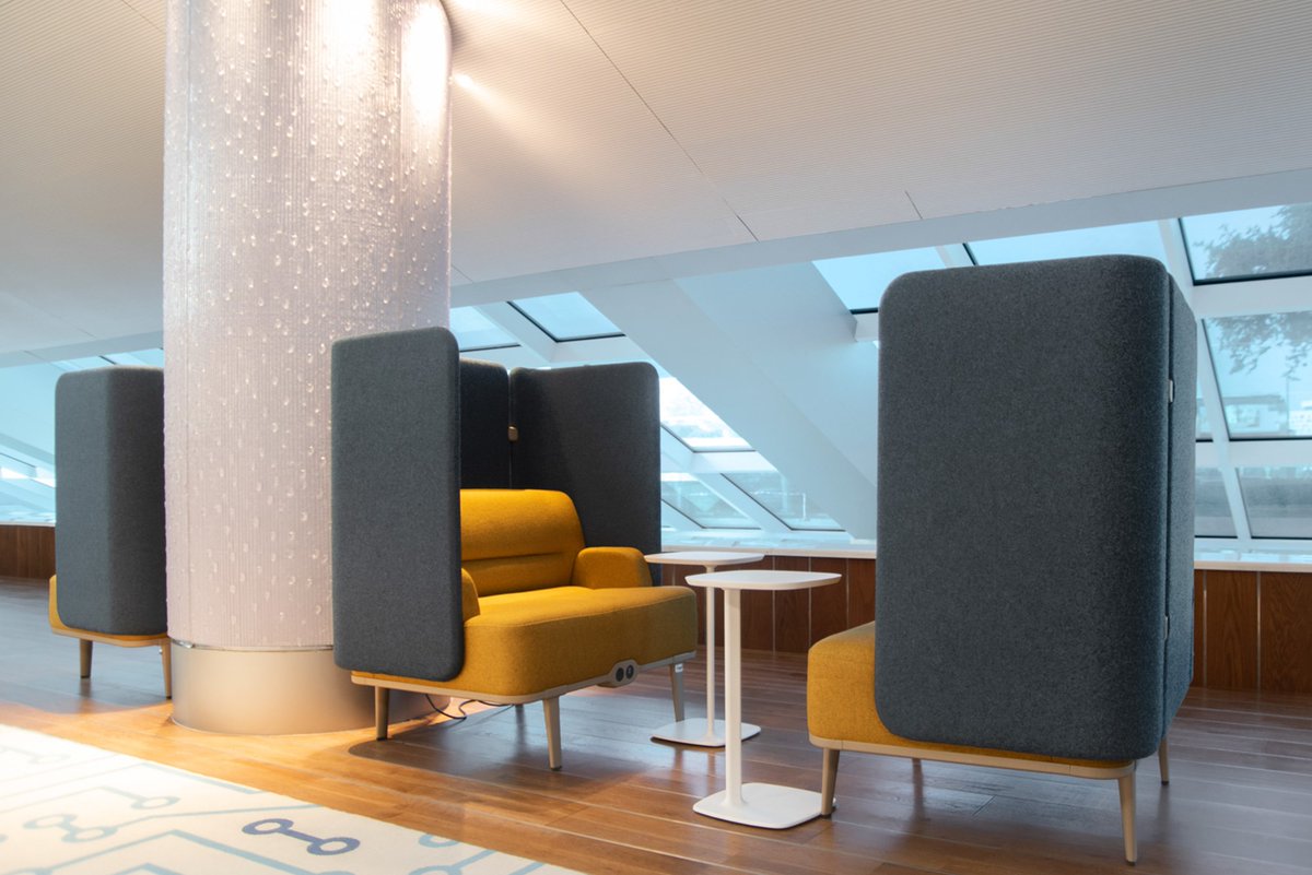 designconceptuk's tweet photo. 9 separate libraries, over a million titles! Dedicated spaces for everything from study, media, the arts to business! International periodicals, maps, atlases and a special collection of archival material. #librarydesign #libraryinteriors #libraries #Dubai https://t.co/YPGCkjAOkS https://t.co/FRmCfLpEMv