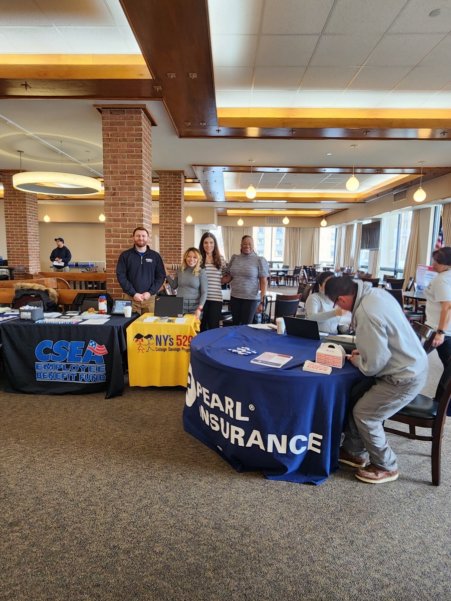 What a great Friday at the <a href="/CSEALocal1000/">CSEA Local 1000</a>  Metropolitan Region 2, Local 010 - SUNY Maritime Information Day!  Thank you to all the members who stopped by the #foalaw table! #CSEA #unionstrong💪 #1u #sunymaritime