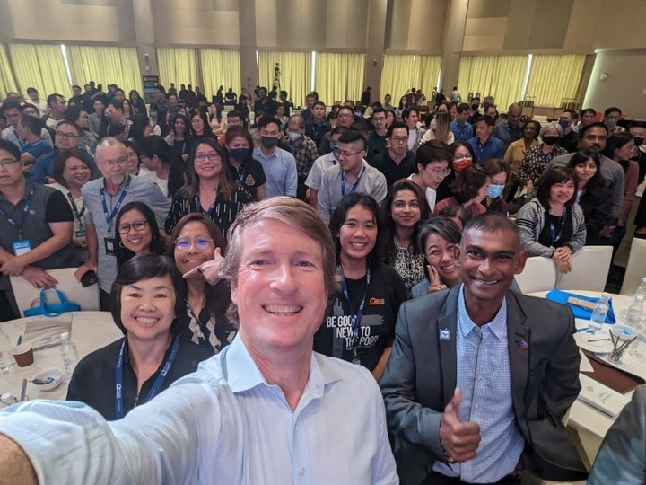FaithDrivenEnt's tweet photo. Our team has been traveling through Asia hearing from Faith Driven Entrepreneurs in the region who are living out their God-given calls to create. Learn how you can spark the movement in your area:

https://t.co/9p3neN8bmf https://t.co/ah4GPT0oz2