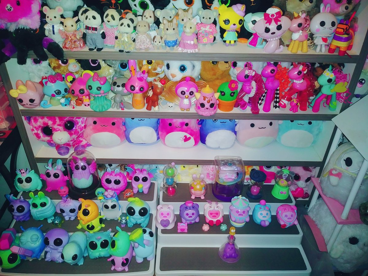 Miichel701's tweet photo. #shinwoo #plush #plushies #figures #lifestyle #stuffedanimals #toys #toy #kidcore #collector #collectibles #kidwave #toycore #toywave #plushcore #squishmallows #lalaloopsy #ty #beanieboos #ghostbear #ghostbears #aesthetic #maximalist #maximalism #collection #findingunicorn #mgae https://t.co/vNKCcsJeaG