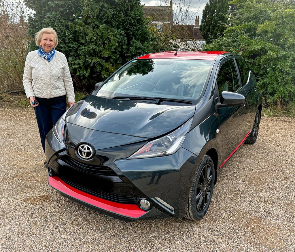 RichtoySubaru's tweet image. New car day!!!
Safe driving and happy driving in your new car❤️ 

#richtoy #toyota #aygo