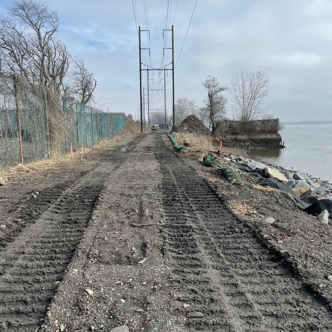 RiverfrontNorth's tweet photo. #MotivationMonday - Making progress on the K&amp;T Trail extension in Tacony along the riverfront in Northeast Philly. Our crews found a lot of discarded millstones from the old Tacony Saw Works factory... 

#tacony #northeastphillylife #delawareriver #phillytrails #riverfrontnorth https://t.co/6JxwElslhr