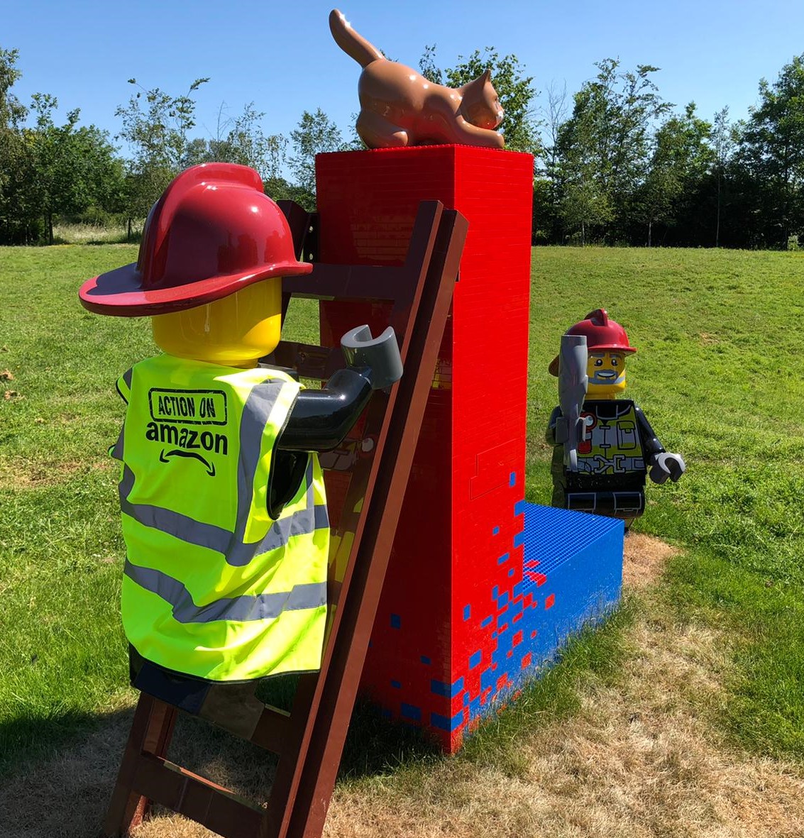 We want <a href="/AmazonUK/">Amazon.co.uk</a> to sign our declaration of neutrality that guarantees workers the freedom to talk with and form unions without fear of retribution. Take Action on Amazon bit.ly/ActionAmazon RT

#ActionOnAmazon 
#wednesdaythought