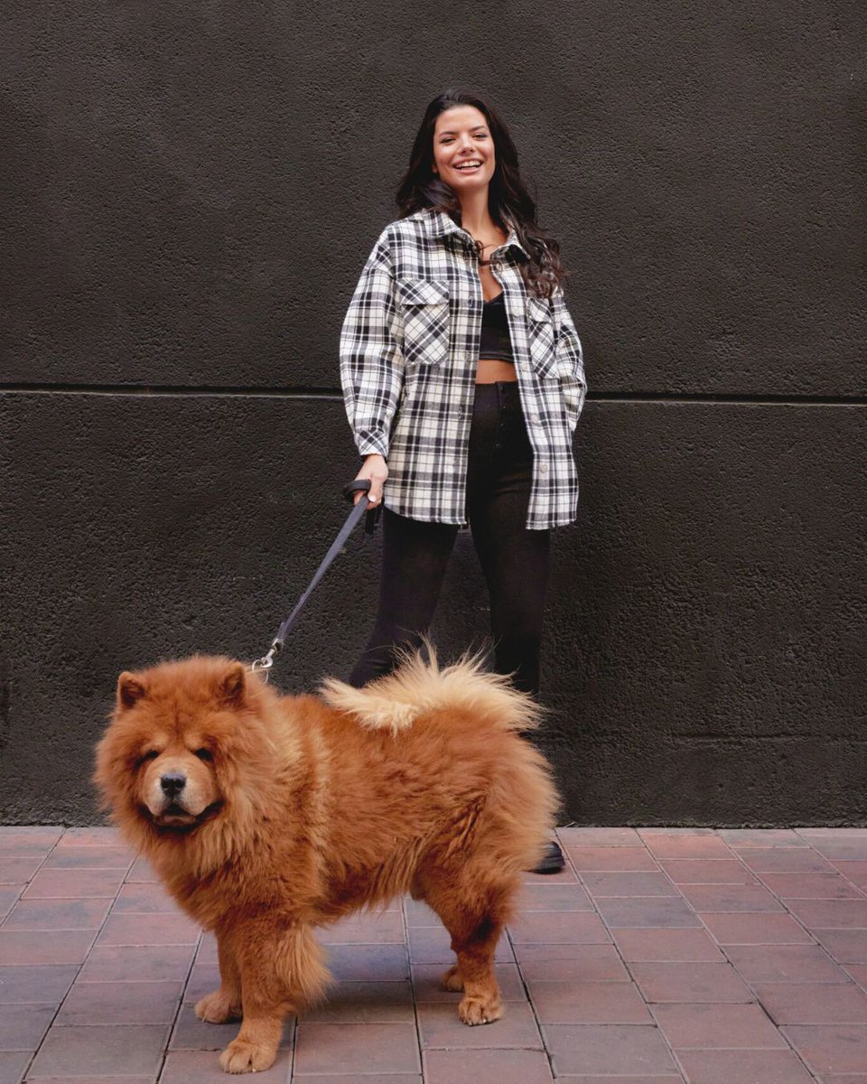 Dite 💗 se indossereste questo look anche per portare a spasso il vostro animale domestico 🙌🐶 #InsideCommunity #Dressthememoment #Enjoyyourself