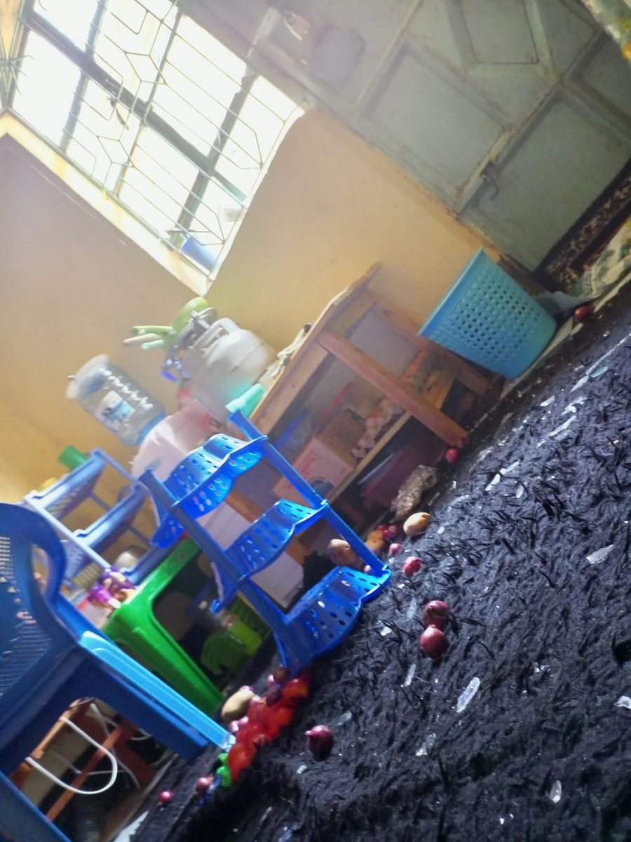 KR_Tangul's tweet image. We condemn the corwardice act done by the police @NPSOfficial_KE, how can you break into a students premises in the name of riotes, which police act gives you that power, did you have a search warrant, we demand  the comrades to be released immediately @IPOA_KE

Meru university