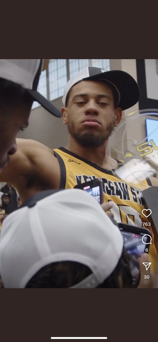 Ain’t Nothing better then seeing the family winning! Forever proud❤️🤞🏼Congrats my Bruddas going to the Big Dance! So many deep talks about this! #MarchMadness #WestPlainsMade