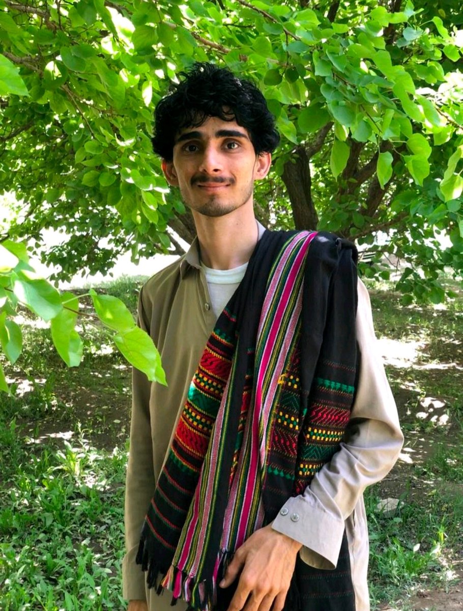 او آزمان مرادیں دل شہید باں...

Shaheed Hazza