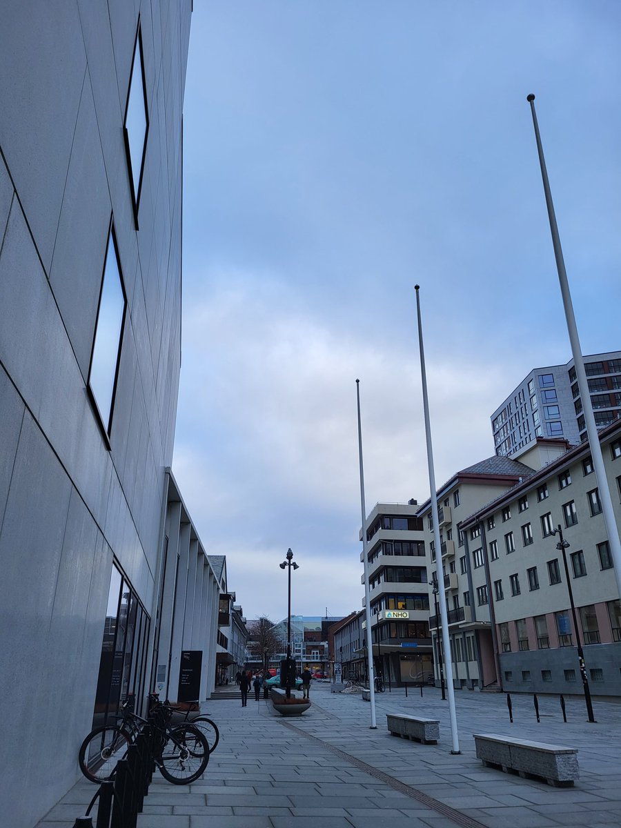 RenateBente's tweet photo. Lines and clouds... windy day @Visitbodo last week, and the last day of february
#city #bodø #Norway https://t.co/5RsVQIpDPl