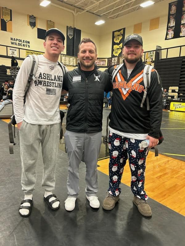 Arrows_Wrestle's tweet photo. The Arrows had a strong showing at the D1 Perrysburg District! We had 5 placers, 2 State Qualifiers and 2 Alternates. We finished 4th overall behind national powers St Eds and Perrysburg 

Jon Metzger also became the 1st wrestler in Ashland history to be a 4x State Qualifier!👏🏼👏🏼 https://t.co/hM7j3W0iyb
