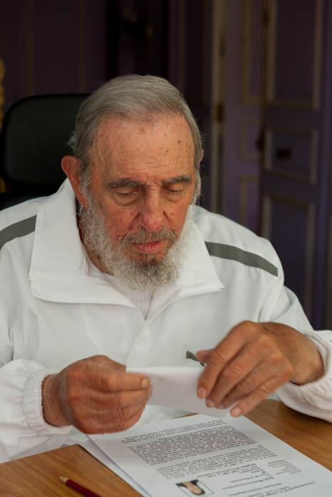 FHHernndez1's tweet photo. El ejemplo y las enseñanzas de #FidelPorSiempre: (…) «El voto unido fue simplemente la estrategia del pueblo, la estrategia de la Revolución; (…). #FidelCastro  
#MejorEsPosible 
#YoVotoXTodos https://t.co/KotfRDfnwy