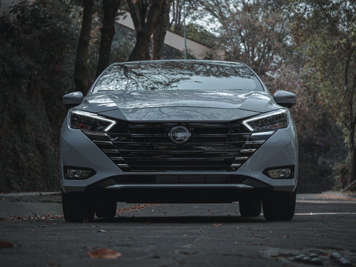 CarManiaMx's tweet photo. Versa se reinventa no solo para ser el mejor, si no para ser único como tú. #EstoEsNissan https://t.co/t83so1lq1M
