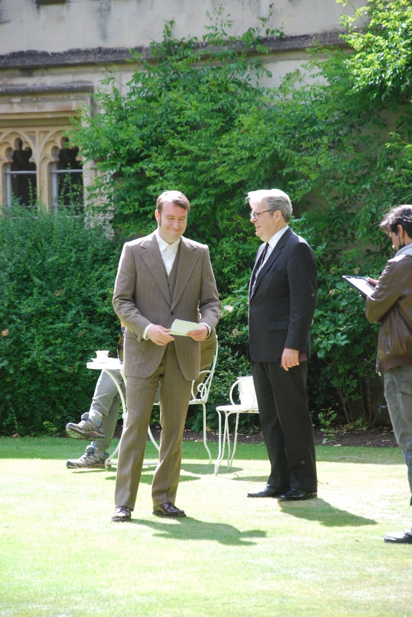 When I took this pic last June, I remember that I wanted to caption it 'in-laws discussing about Sunday dinner', which was a long shot then and a possible spoiler.
Now, I would caption this as 'in-laws trying to catch outlaws'. 
#Endeavour #filming #Oxford #RogerAllam #SeanRigby