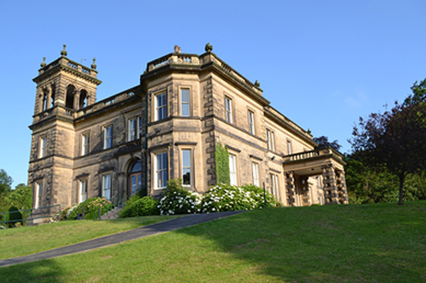 Tomorrow at Notre Dame High School, Sheffield, we are running a 'Get into Teaching' open event at 3pm. If you want to learn more about #secondary #teacher training, this is the perfect opportunity for an informal chat. Book here: sheffieldscitt.org.uk/get-into-teach…