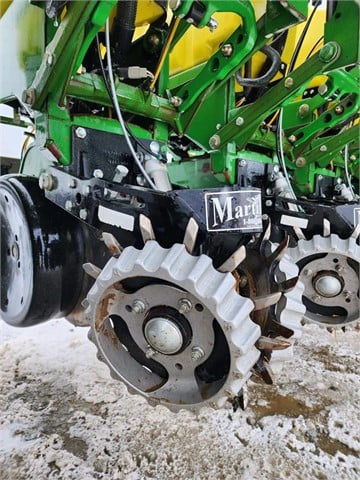performanceagin's tweet photo. Don't forget, the auction ends Wednesday for this @JohnDeere 1780! Pre-built with @PrecisionPlant this planter is ready to go to work for you! Click the link below!
https://t.co/jhW58aw3La
#SolutionsToGrowWith #Plant23 #Harvest23 #AgTwitter https://t.co/EnU42Pxc5A