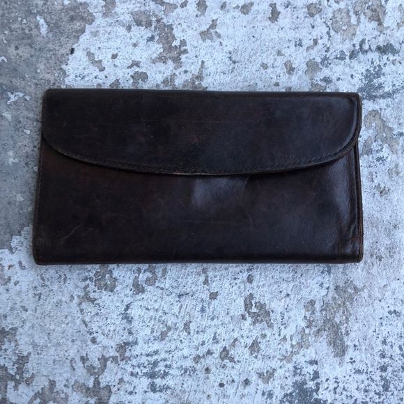 olsenlaura55's tweet photo. So good I had to share! Check out all the items I'm loving on @Poshmarkapp #poshmark #fashion #style #shopmycloset #coach: https://t.co/ImpjRpy5Tu https://t.co/bqSsB53h1l