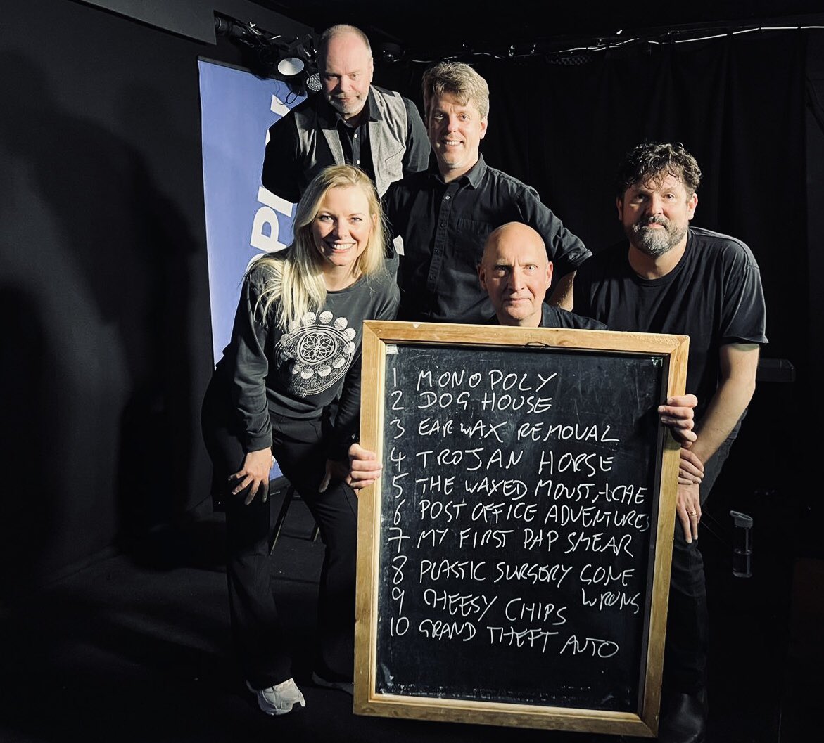 grandtheftimpro's tweet photo. Thanks @hooplaimpro for another great show at @themillerpub. GTI were (L-R) @Ali_James22, Darren Jordan (lights &amp; sound), @walshatkins (piano), @PhilWhelans and @dylanemery. We shared the night with the splendid @MusicBoxImprov and Looosey. See you on April 15. https://t.co/OGQsjog9Cd