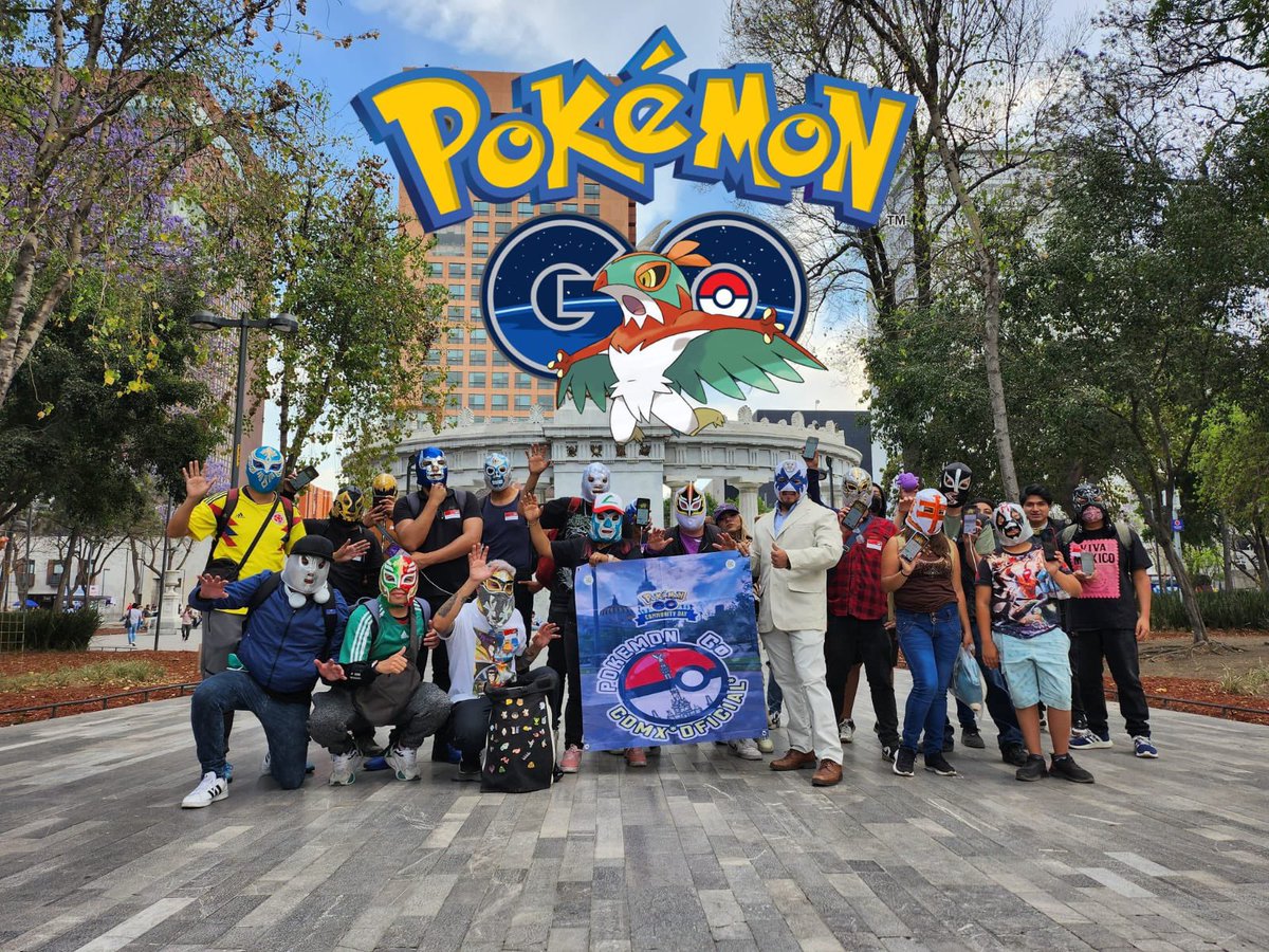 Hawlucha es Mexicano!! 

Y un mexicano los celebras así!!!!
 
✨Muchas gracias a todos los asistentes por participar en la foto temática de Lucha libre 

✨ Estamos muy contentos de la asistencia y de tan hermosa postal… 
  #hawlucha #LuchaLibre