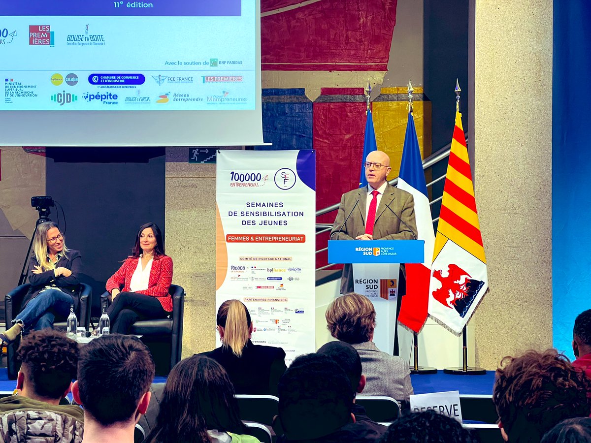 AcAixMarseille's tweet photo. Les semaines de sensibilisation des jeunes Femmes-Entrepreneuriat avec les associations #100000entrepreneurs
#lesprem1eres à l’hôtel de région avec le recteur @BernardBeignier
✅Promouvoir des choix d’orientation moins stéréotypés auprès des jeunes https://t.co/nMAgI5Teyd