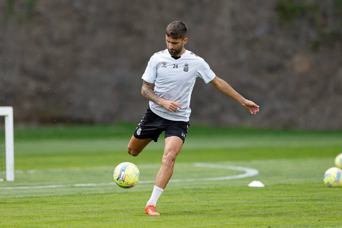 Semana de #LasPalmasMálaga ⚔
 
#Training #LaUniónHaceLasPalmas #PJ2️⃣4️⃣⚡