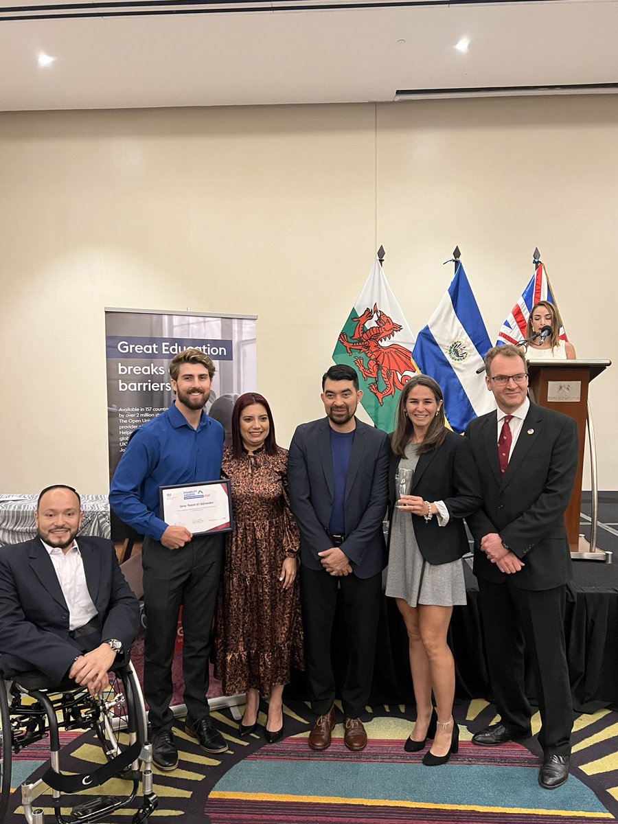 UKinElSalvador's tweet photo. #DisabilityAwards 🏆reconoció a instituciones en seis categorías
4. Deporte Inclusivo:
🏆 @AcademiaInclusióndeFutbol.
🏆 @AsociaciónBéticaSalvadoreña.
🏆 @oneteamsv.
¡Felicidades! https://t.co/g1HNzLGy2P